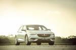 Holden Commodore Calais 2018 года